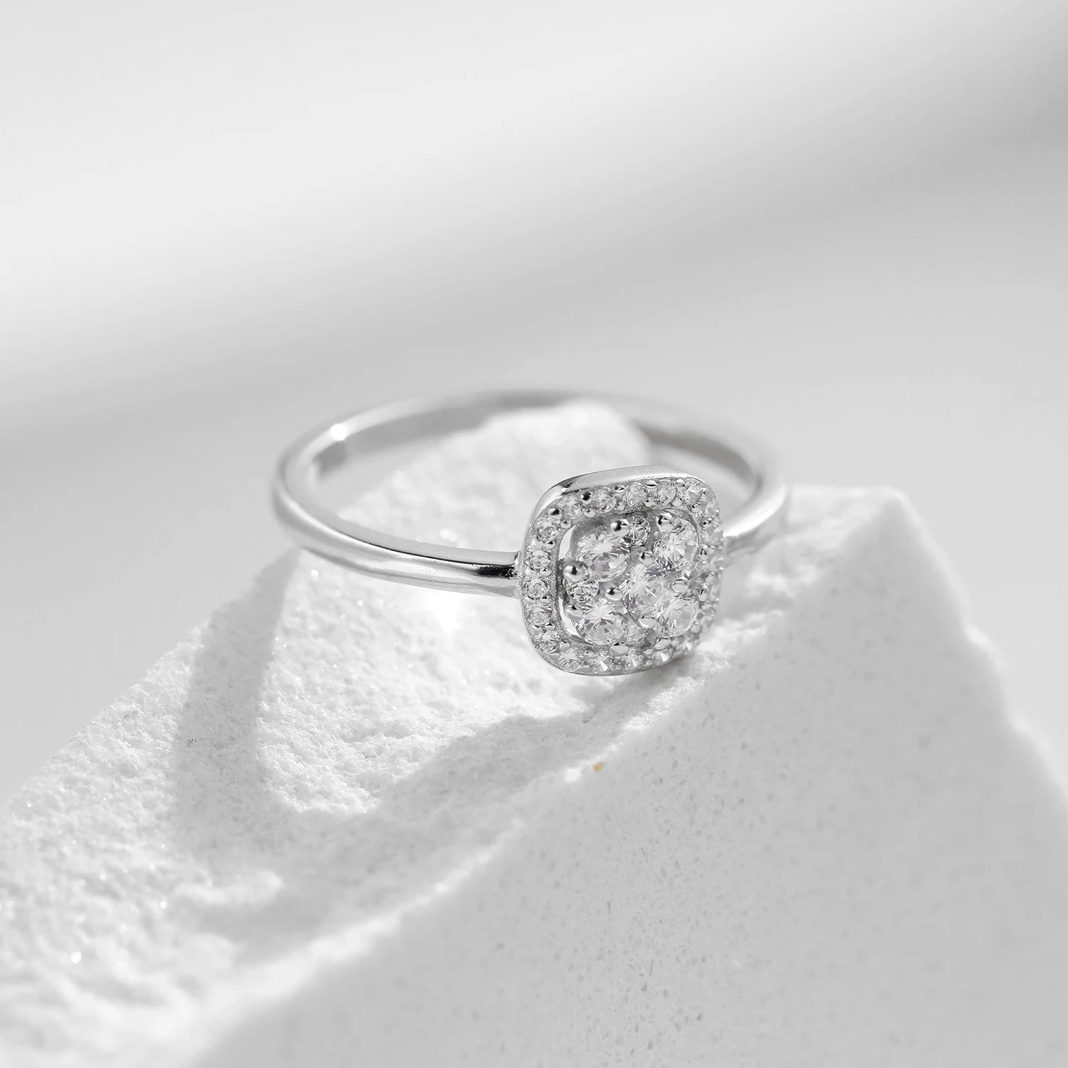 Luminous D-Clarity Moissanite Ring
