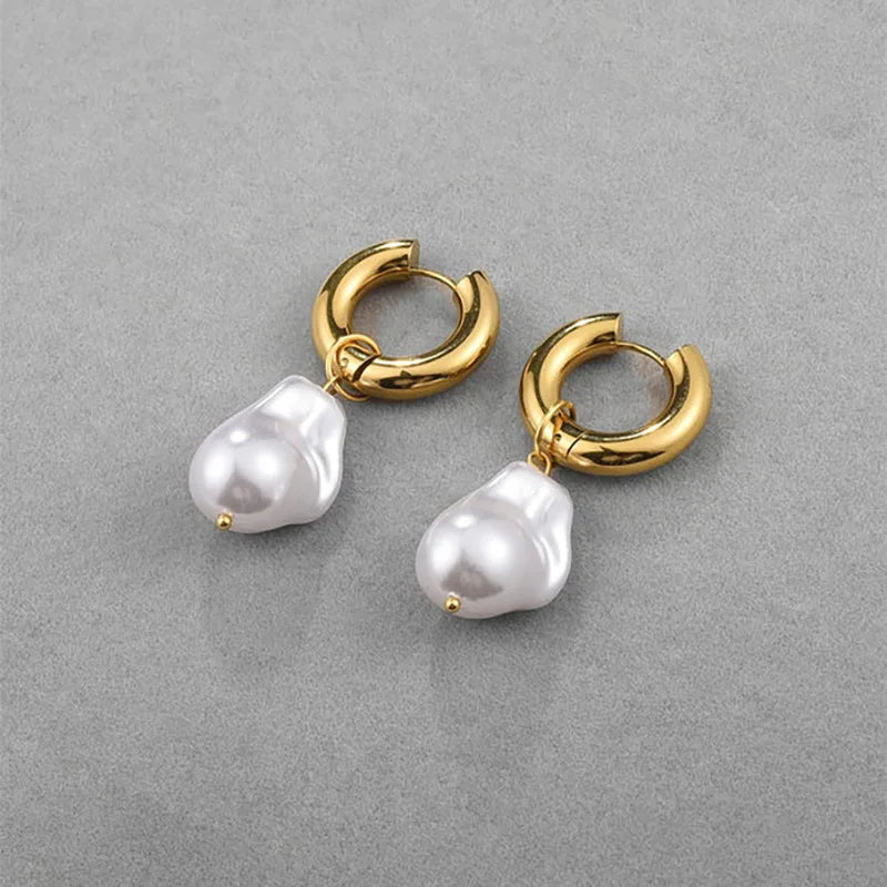 Isla Baroque Pearl Hoop Earrings
