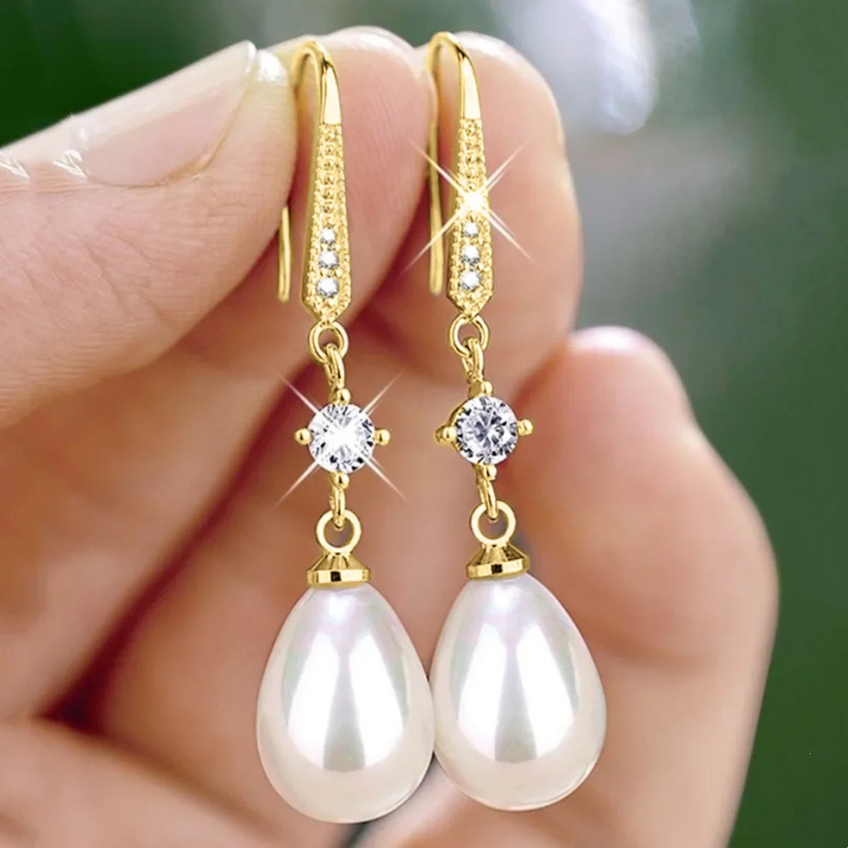 Aurora Pearl Drop Earrings