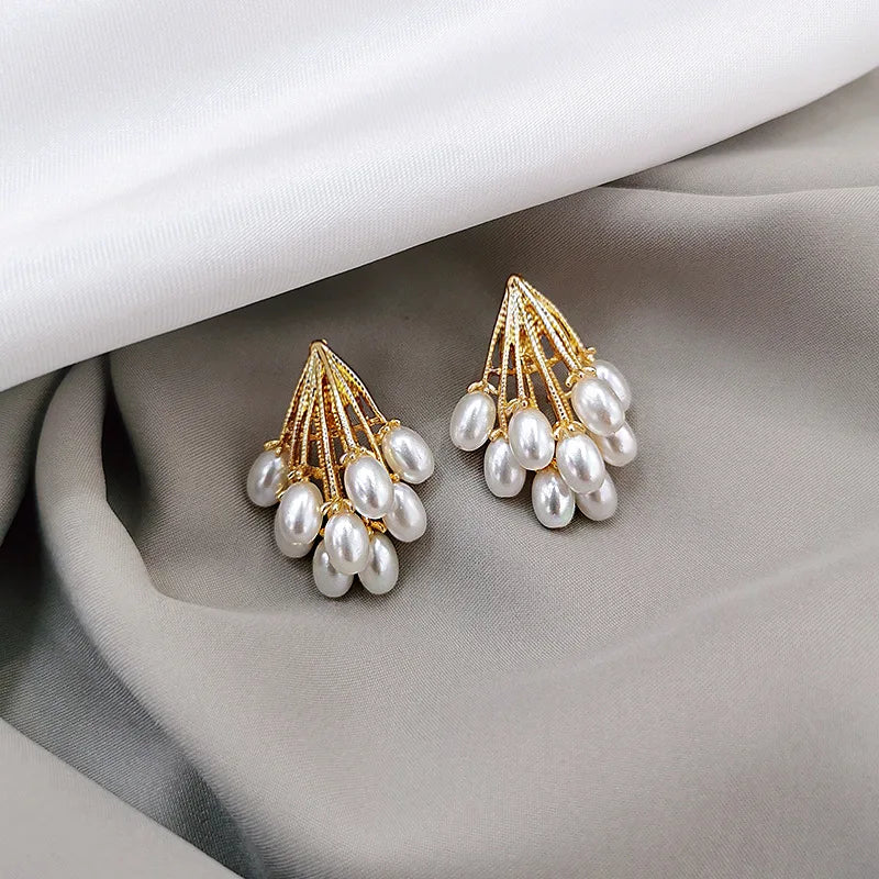 Celeste Pearl Cluster 925 Earrings